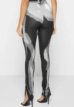 Body Print Leggings