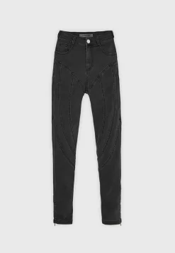 Contour Seam Detail Skinny Jeans
