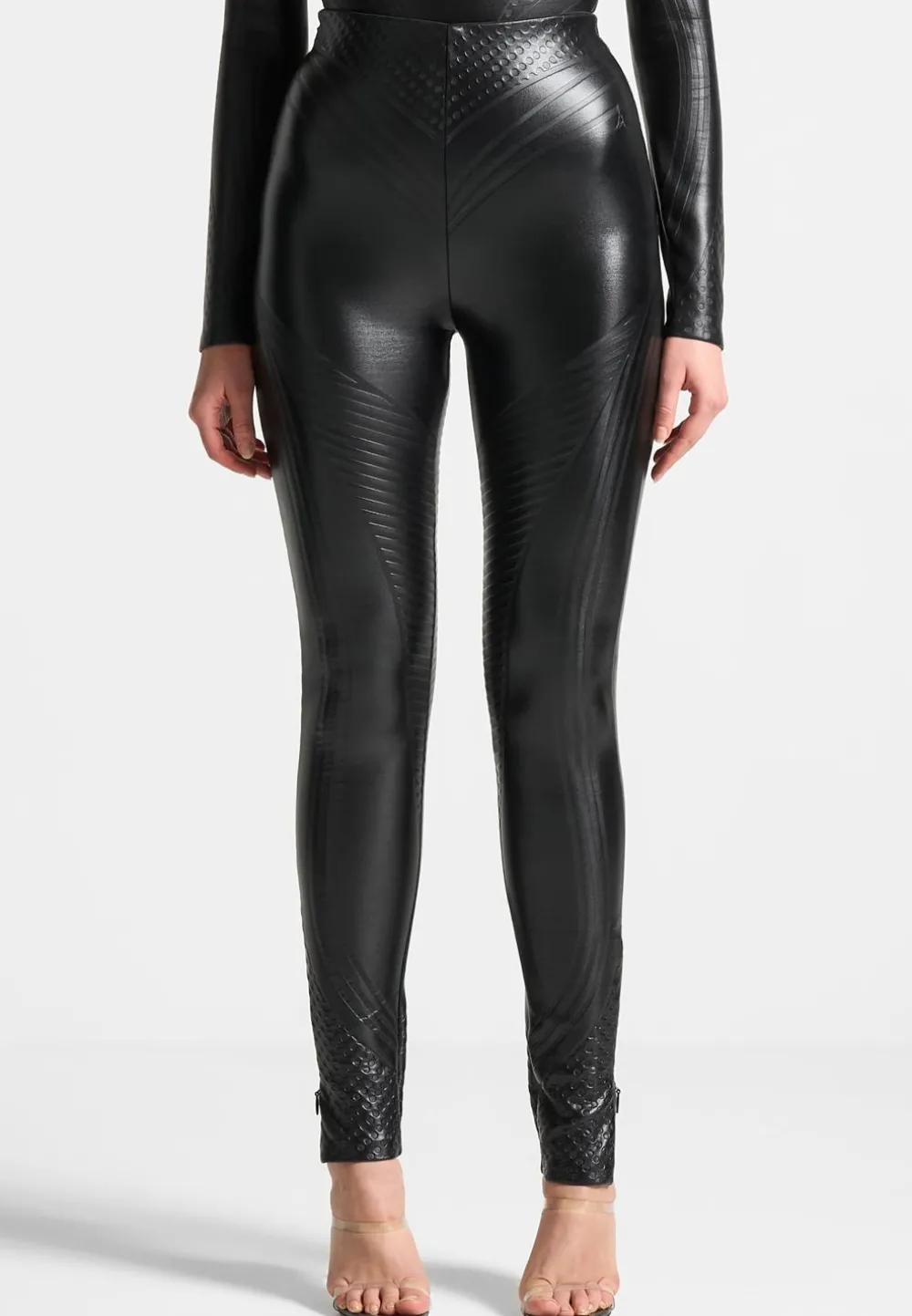 Debossed Contour Leggings