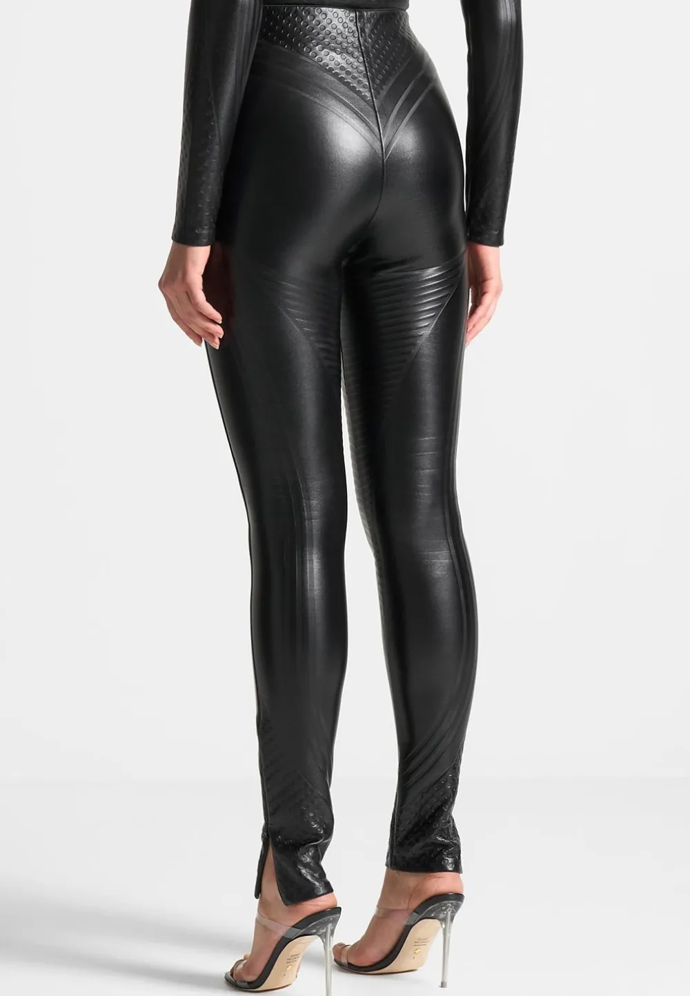 Debossed Contour Leggings