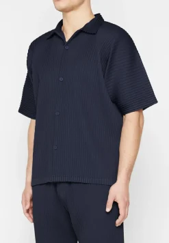 Pleated Shirt