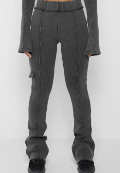 Ribbed Flared Leggings