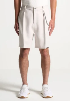 Tailored Shorts With Chain