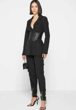 Trousers With Zip Detail